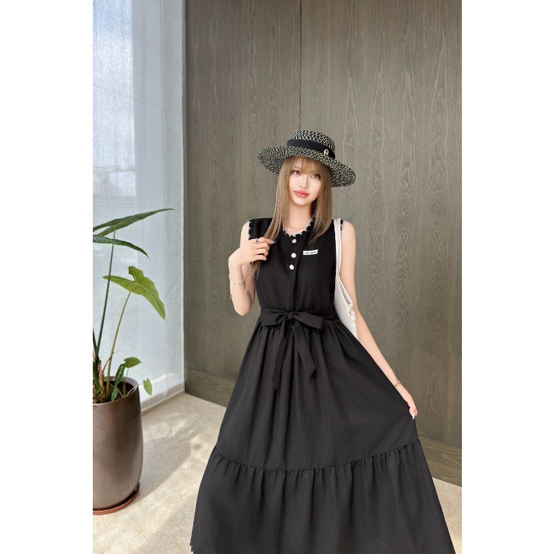 Váy nữ dài vừa phải mới có ve áo và thêu cotton chéo