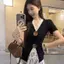 Áo thun ngắn tay cổ chữ V có nút cao cấp cỡ lớn dành cho nữ mùa hè béo mm Dây buộc ren xếp lớp hai @