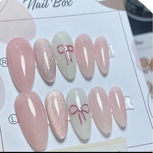 nail box xinh ( kèm keo và dũa )
