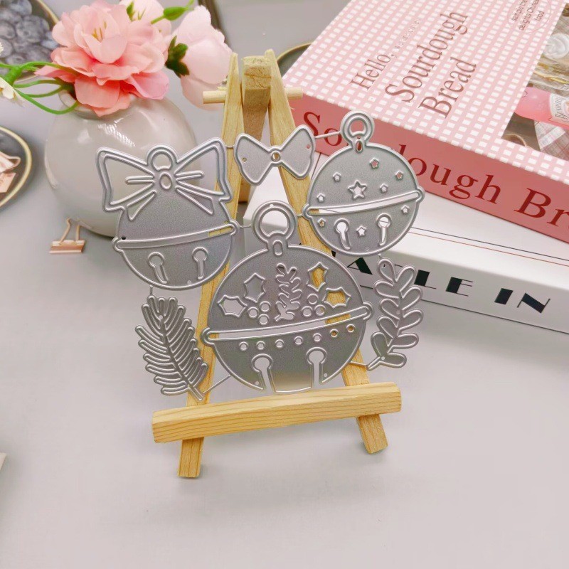 Giáng Sinh Yếu Tố Chuông Giáng Sinh Kim Loại Thép Carbon Cắt Khuôn DIY Vải Album Ảnh Thiệp Chúc Mừng Cắt Chết Giấy Thủ Công Sổ Lưu Niệm Dập Nổi Khắc Bản Mẫu