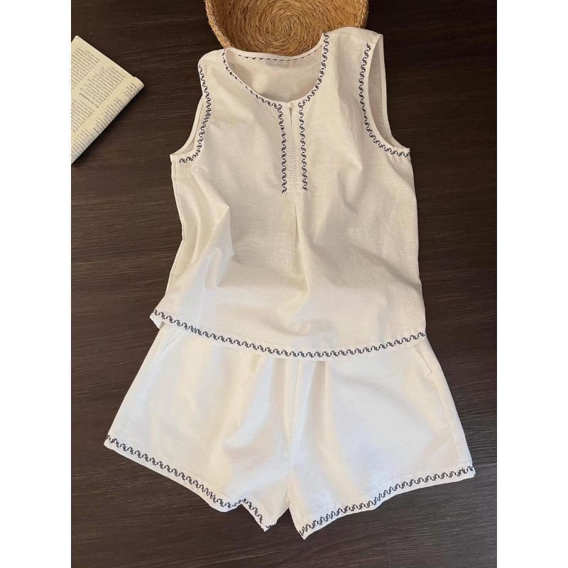 [Giảm giá 50%] Áo Vest không tay màu tương phản thêu màu trắng mùa hè Phong cách mới Phong cách lười biếng dáng rộng đơn giản có thể mặc bên ngoài Bộ đồ hai mảnh bán chạy