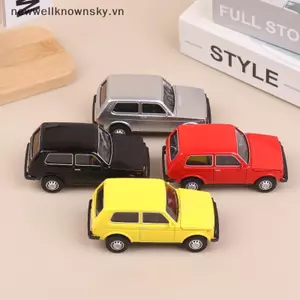 MỚI Tỉ Lệ 1 / 43 Mô Hình Xe Hợp Kim Retro Diecast Đồ Chơi Kim Loại Xe Đồ Trang Trí Trang Trí Máy Tính Để Bàn Thu Thập Sở Thích Quà Tặng SKY