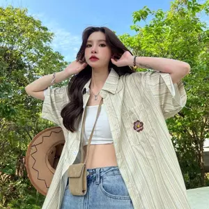 Phong cách nghệ thuật mùa hè Preppy Phong cách chống nắng thông thường Áo sơ mi ngắn tay cổ áo polo sọc