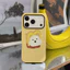 Ốp lưng iPhone hình chú chó lông xù nền màu vàng có khoai tây chiên cho iPhone 11 / 12 / 13 / 14 / 15 / 16 / 17 Pro Max Vỏ bảo vệ chất lượng cao thời trang và hợp thời trang mới dành cho nữ