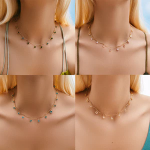 Vòng cổ Choker hình trái tim Dainty dành cho nữ, trang sức mặt dây chuyền đầy màu sắc mạ vàng