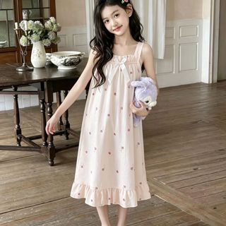 Váy ngủ công chúa cho bé gái – Dáng dài mềm mại, họa tiết dập nổi, mặc nhà mùa hè