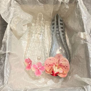 Giày Nữ Thạch Thời Trang Thường Ngày Bên Ngoài Dép Nữ Pha Lê Trong Suốt Lỗ Giày Sandal Hoa