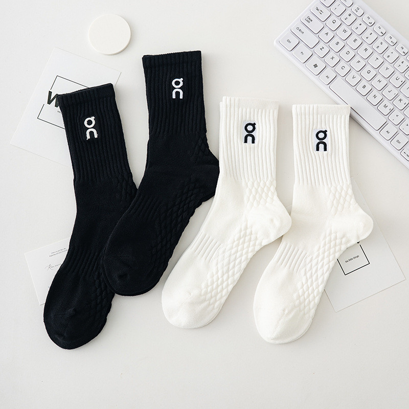 TRÊN Tất thể thao ống dài Cotton nguyên chất thêu Tất tập Yoga thoáng khí và chống trượt