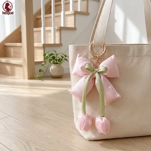 Móc khóa ruy băng hoa Tulip Túi dễ thương Móc kim loại quyến rũ