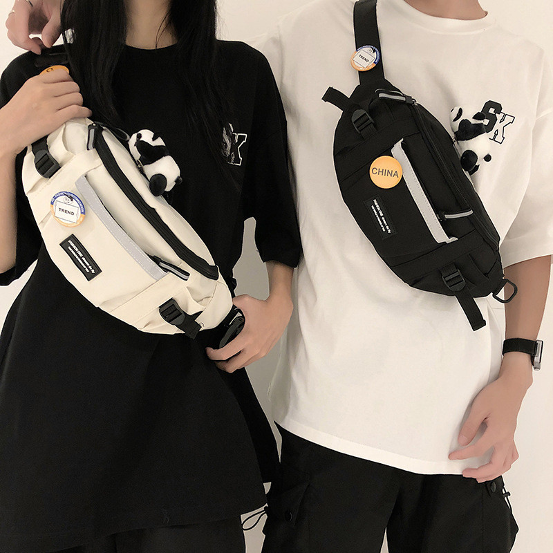 Túi Gấu Đeo Chéo,Thời Trang Nam Nữ,Dung Tích Lớn,Chống Nước,Tặng Kèm Móc Treo Gấu Trúc Và Huy Hiệu