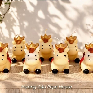 nến ngựa nằm - nến cúng - decos trang trí bàn thờ gia tiên , tạo cảm giác ấm cúng , trang nghiêm ,tôn trọng