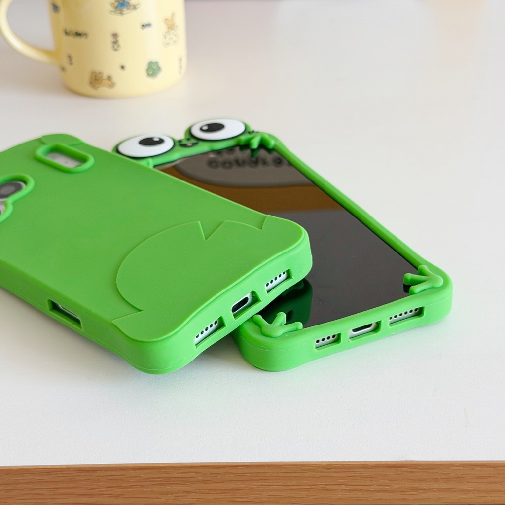 Ốp Điện Thoại Ếch Mắt Lớn iPhone17promax Thích Hợp Cho Apple 15 / 14 Vỏ Bảo Vệ 16pro Silicone Dễ Thương