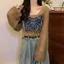 Retro Bướm Thêu Cổ Tròn loe Dài Tay Dệt Kim Nữ Xuân Thu Thiết Kế Ngắn Lười Rời Đáy Áo Sơ Mi
