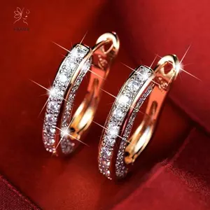 HNKMP 1 Cặp Bông Tai Kẹp Tai Hợp Kim Kim Kim Cương Giả Với Đầy Kim Cương Trên Ba Mặt Ánh Sáng Sang Trọng Bông Tai Dành Cho Nữ Trang Sức Thời Trang.