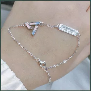 SQ SEVENTEEN Hỗ Trợ Ngoại Vi Cùng Phong Cách Vòng Tay Karat Màu Hồng Xanh Men Thiết Kế Thủ Công Thời Trang Đơn Giản Trang Sức