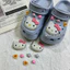 jibbitz crocs chảm dép crocs chữ gắn dép crocs Tự Làm Lỗ Giày Phụ Kiện Giày Hoa Trang Trí Phụ Kiện Hoạt Hình Dễ Thương KT Mèo Trang Sức Nữ Phụ Kiện Ba Chiều Khóa Giày Giày Hoa