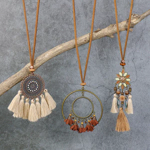 Vòng Cổ Dài Phong Cách Bohemian Tua Rua Hoa Mặt Dây Chuyền Phong Cách Dân Tộc Retro