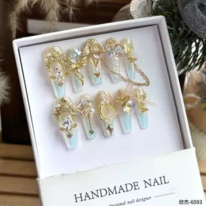Ice Aquamarine Crown Mùa Thu Làm Trắng Niche Ánh Sáng Cao Cấp Không Khí Tinh Khiết Tay Có Thể Tháo Rời Cao Cấp Đeo Móng Tay