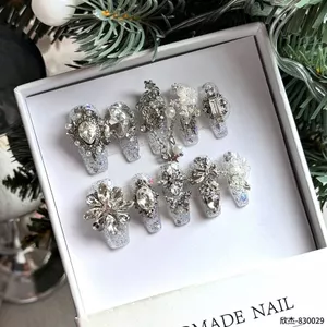 Galaxy Nhấp Nháy Niche Ánh Sáng Sang Trọng Bướm Trắng Kim Cương Ngôi Sao Rơi Có Thể Tháo Rời Công Nghiệp Nặng Cao Cấp Đeo Móng Tay