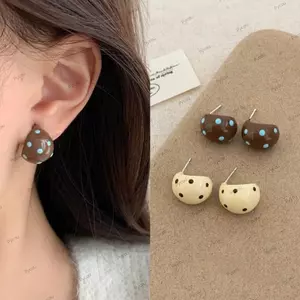 Bông tai hình bán nguyệt PYCOU, Cà phê trang sức / Bông tai nữ màu be, Bông tai thời trang chấm bi Hàn Quốc cổ điển dành cho nữ