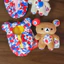 PS1 Rilakkuma Korilakkuma Kiiroitori x Quái Vật Họa Tiết Plushie Gấu Dễ Thương Búp Bê Túi Ngủ Charm SP1