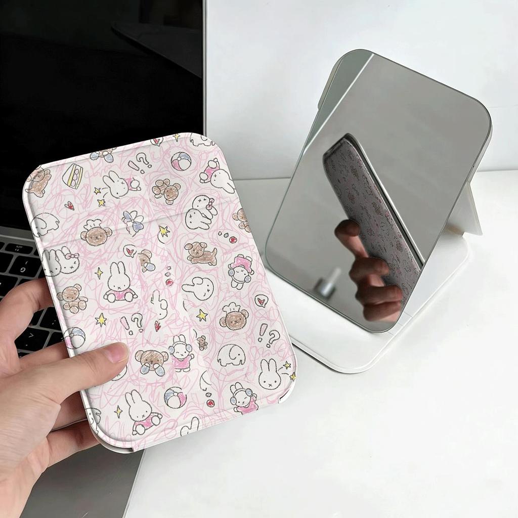 Gương gấp trang điểm toàn họa tiết thỏ nhỏ nền hồng pastel cho nữ sinh