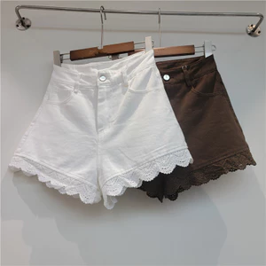 Ren Trắng Khâu Quần Short Denim Nữ Mặc Ngoài Mùa Hè Béo mm Cao Cấp Ôm Hơn Nhìn Chữ a Rộng Ống Quần Nóng
