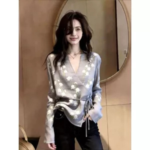 Áo sơ mi dài tay có dây đeo cổ chữ V phong cách Hàn Quốc
