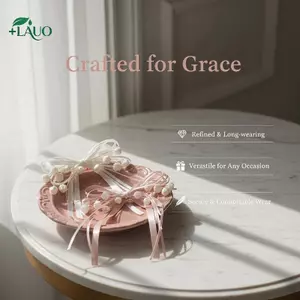 Kẹp tóc hoa anh đào Springevenstar có nơ và chuông cho tuyên bố thời trang mùa xuân lấy cảm hứng từ cổ tích Springevenstar