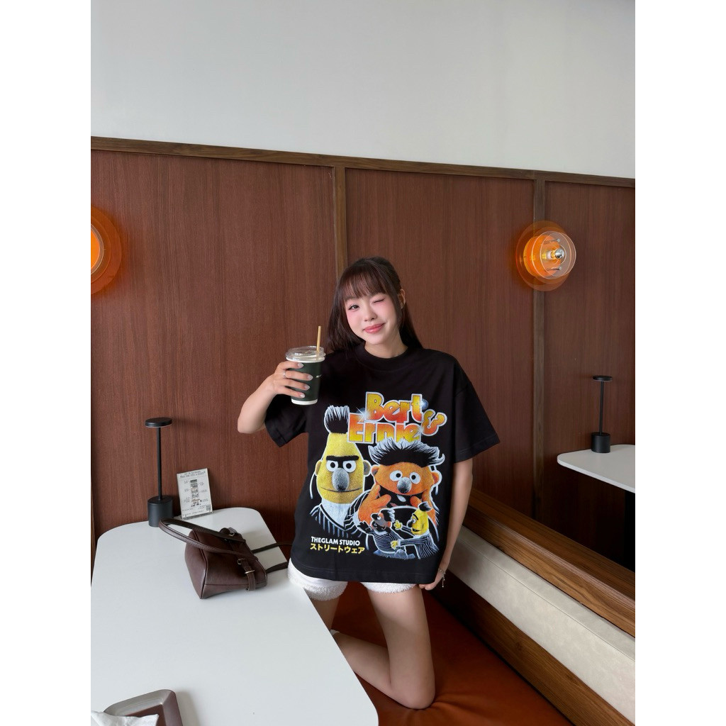 （Giao hàng 24h）Angela - Áo Thun Đen "Bert & Ernie" Form Boxy UNISEX - TS05-14
