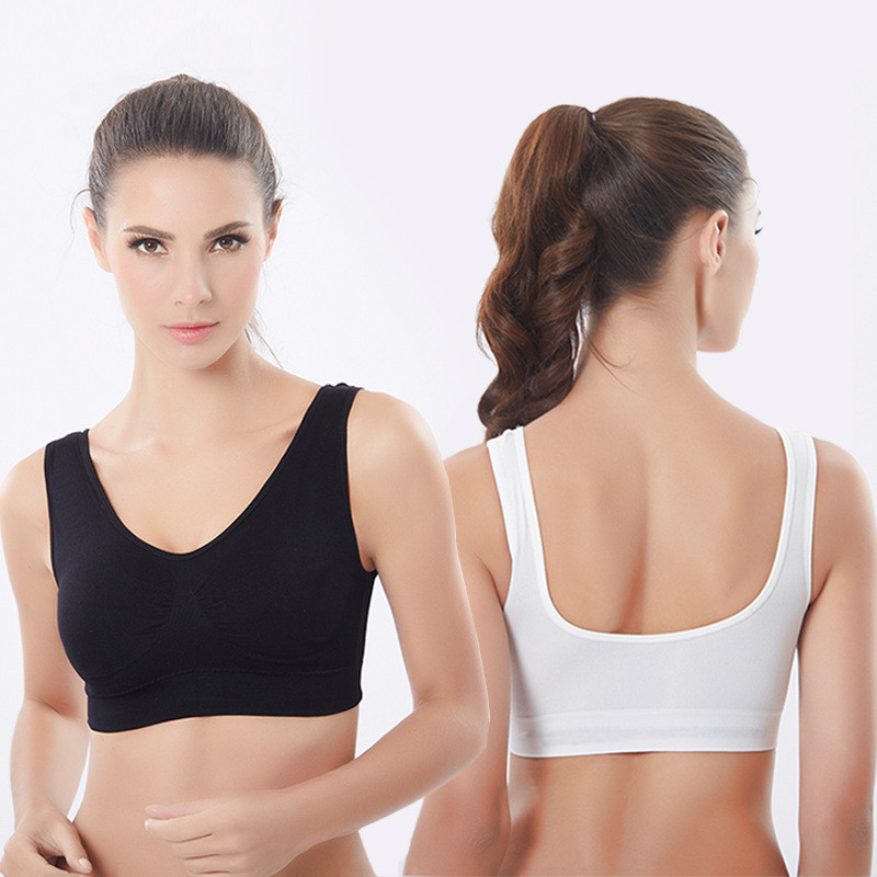 Áo ngực thể thao cỡ lớn cung cấp hỗ trợ đầy đủ cốc và đệm dày vừa, sử dụng thoải mái mọi lúc mọi nơi.