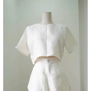 𝗥𝗼𝗺𝗲 𝗟𝗶𝗻𝗲𝗻 - Áo Linen cổ tròn