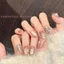 10 Chiếc Móng Tay Giả Lá Vàng Hình Bầu Dục Ngắn Có Champagne Lấp Lánh Và Ngọc Trai Thiết Kế Cho Tiệc Cưới