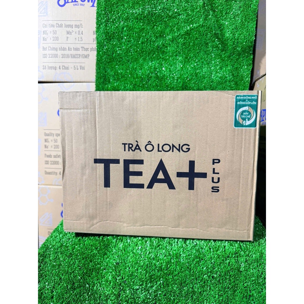 Thùng 12 chai trà ô long Tea Plus 1 lít