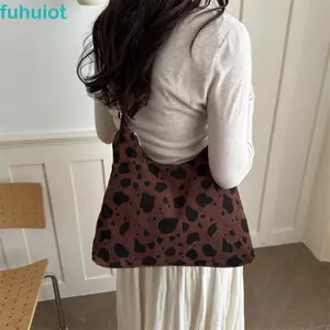 Túi đeo vai in hình bò FUHUIOT, Túi đeo chéo in họa tiết da báo hai mặt thiết kế mới, Công suất lớn hợp thời trang Phong cách cổ điển Dây đeo có thể điều chỉnh Dây đeo thông thường Túi xách du lịch
