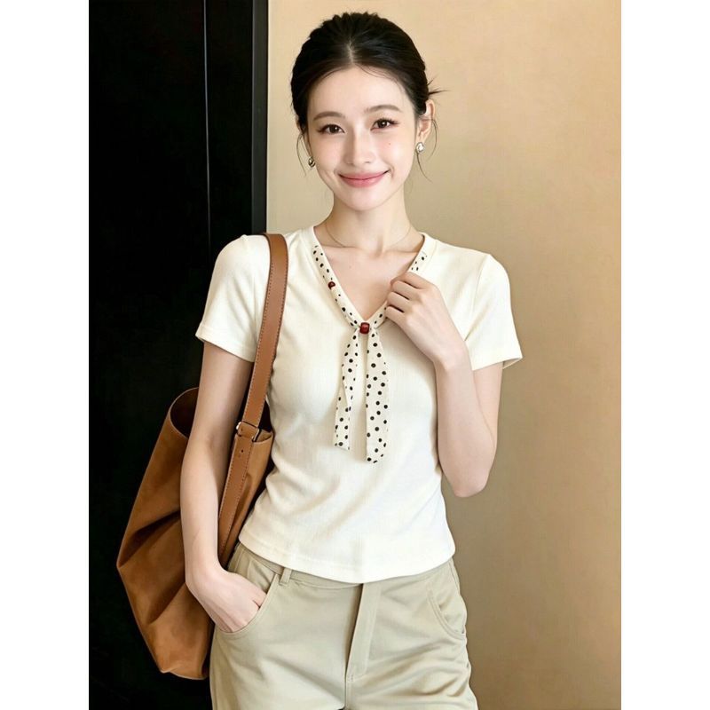 [Hàng mới về] Khăn lụa trắng Hàn Quốc Cổ chữ V Áo thun ngắn tay chính hãng dành cho nữ, Mùa hè Phong cách mới Siêu Hot Giảm tuổi Phong cách phương Tây