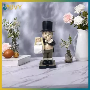 Bức tượng đựng khăn giấy hài hước BVY, tượng cậu bé huýt sáo với tư thế vui nhộn, trang trí để bàn hoặc kệ sáng tạo cho ký túc xá, gia đình.