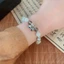 Mới Trung Quốc Opal Đính Hạt Vòng Tay Nữ Cổ Chuông Mặt Dây Chuyền Vòng Tay Niche Thiết Kế Retro Phù Hợp Với Vòng Tay Hợp Thời Trang
