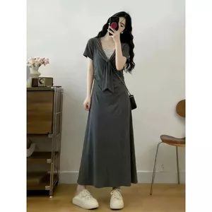 Khăn choàng sọc màu xám Mỹ Váy ngắn tay mùa hè Váy dài hai mảnh giả cỡ lớn dành cho nữ