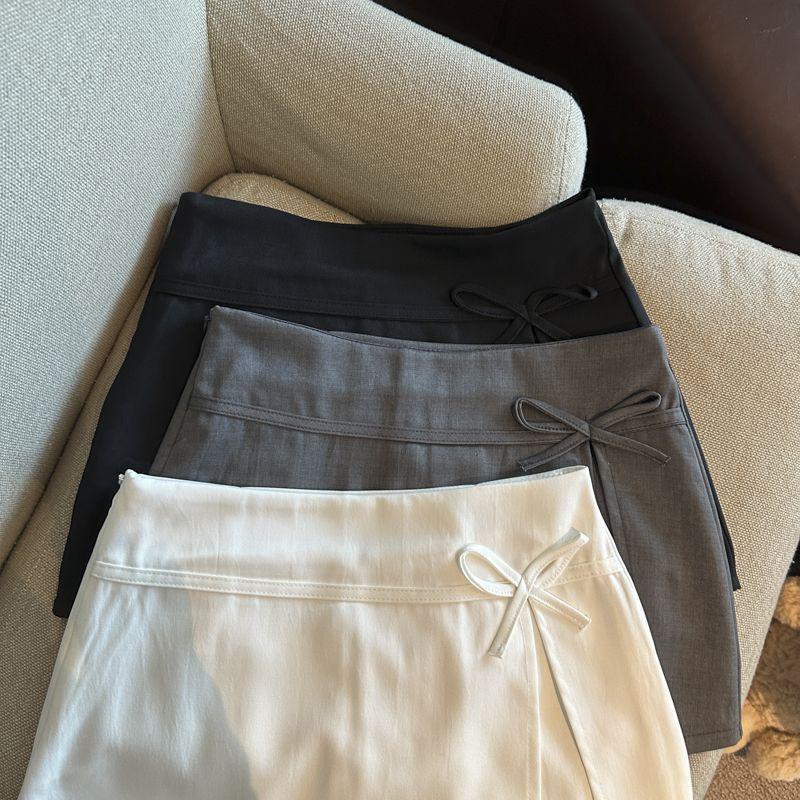 [Hàng mới về] Phong cách Hàn Quốc Nơ Sang trọng Chia Culottes Nữ Mùa xuân 2026 Phong cách mới Eo cao Chữ A Slim-Fit Ôm ôm ôm hông