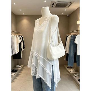 [Hàng mới về] Mùa hè Phong cách mới dáng rộng che thịt mỏng hơn trông khâu ren vát viền áo Vest không tay