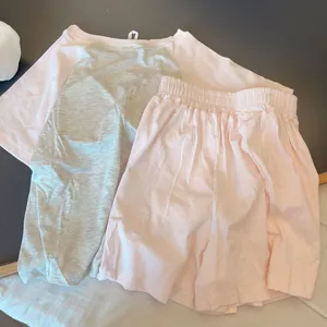 Bộ Đồ Ngủ Nữ Mùa Hè Có Miếng Lót Ngực Hoạt Hình Ký Túc Xá Sinh Viên Quần Short Tay Ngắn Mùa Hè Mỏng Dịch Vụ Tại Nhà Phù Hợp Với