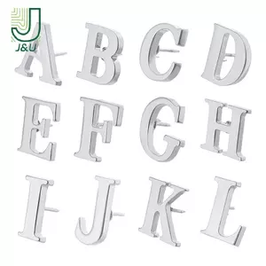 Chất Lượng Cao Phong Cách Cổ Điển Chữ Bạc A-Z Kim Loại Thổ Cẩm Nữ Ve Áo Pin Mũ Nữ Khăn Bapa Huy Hiệu Trang Sức