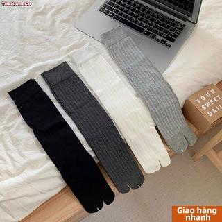 [Vận chuyển nhanh] Tất xẻ ngón chân THEHOMECO, Tất hai ngón mềm bằng Cotton màu trơn, Tất Tabi sọc chải lược Nhật Bản Harajuku dành cho nữ