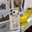 Ốp lưng iPhone Dachshund Trio nền màu hồng nhạt, áo len dễ thương & văn bản "may mắn" Tương thích với iPhone17 / 16 / 15 / 14 / 13 / 12 / 11 Pro Max Plus Vỏ bảo vệ họa tiết dòng di động 2 trong 1