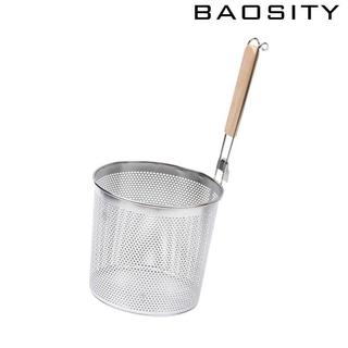 Giỏ đựng thức ăn bằng lưới thép không gỉ có tay cầm bằng gỗ để thoát nước nấu sôi trong nhà bếp