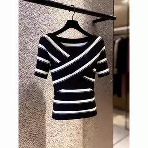 Thiết Kế Pháp Top 2026 Xuân Hè Phong Cách Mới Niche Phong Cách Độc Đáo Đẹp Thời Trang Sang Trọng Quần Áo Nữ