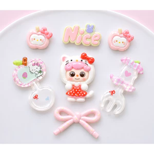 Set Charm Hello Kitty Thìa Dĩa Hồng Kawaii Cao Cấp – Tiệc Trà Hồng Ngọt Ngào, Nơ Hồng Công Chúa, Phụ Kiện Trang Trí Dép
