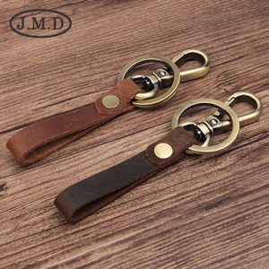 Móc khóa xe da bò cổ điển 06379|Móc khóa da thật thủ công chính hãng|Mặt dây chuyền chìa khóa ô tô bằng đồng|Quà tặng sáng tạo độc đáo|Phụ kiện ô tô