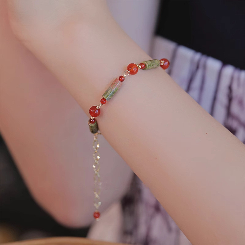 Vòng tay tinh tế mã não đỏ tự nhiên dành cho nữ